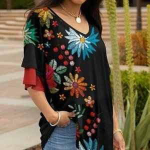 Lily by Firmiana Women's Black & Blue Floral V-Neck Ruffle-Sleeve Tunic 1XL
